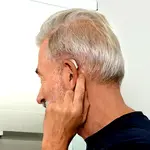 VESUVIO STF XP T3 Visible Behind The Ear Hearing Aids – Thumbnail 4