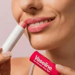 Vaseline 48H Lip Therapy Stick Almond & Rosy Oil Lip Balm – Thumbnail 4