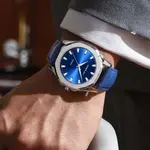 CRRJU 5015 Comfortable Genuine Leather Strap Luxury Fashion Men's Watch – Dial Color: Silver, Strap Color: Black – Thumbnail 2