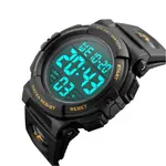 SKMEI 1258 Digital Rugged Design PU Leather Sporty Men's Watch – Dial Color: Black, Strap Color: Gold  – Thumbnail 3