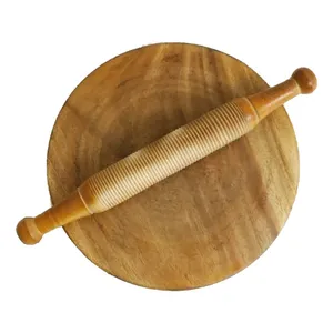 Wooden roti maker Easy to use belon and piri