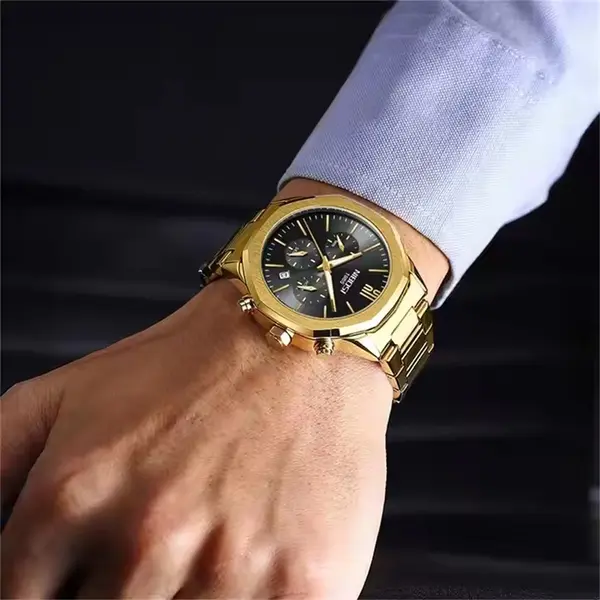 Nibosi 2519 Stainless Steel Quartz Chronograph Fashionable Men's Watch – Dial Color: Black, Strap Color: Gold – View 3
