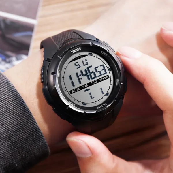 SKMEI 1025 Trend Function Waterproof Sports Men’s Watch – Dial Color: Black, Strap Color: Black – View 5