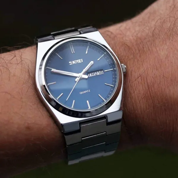 Skmei 9288 Zinc Alloy Luxury Material Men's Watch – Dial Color: Blue, Strap Color: Silver – View 4