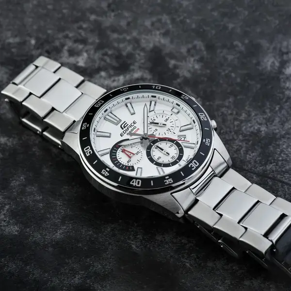 Casio EFV-570D-1AVUDF Edifice Stainless Steel Water Resistant Chronograph Analogue Men's Watch – Dial Color: White, Strap Color: Silver – View 2