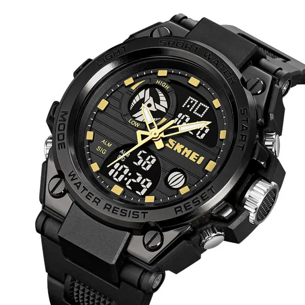 SKMEI 2031 Sport Chronograph Waterproof Men's Watch  – Dial Color: Gold, Strap Color: Black – View 2