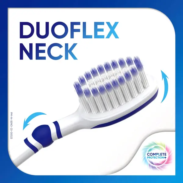 Sensodyne Adult Complete Protection Manual Toothbrush – View 3