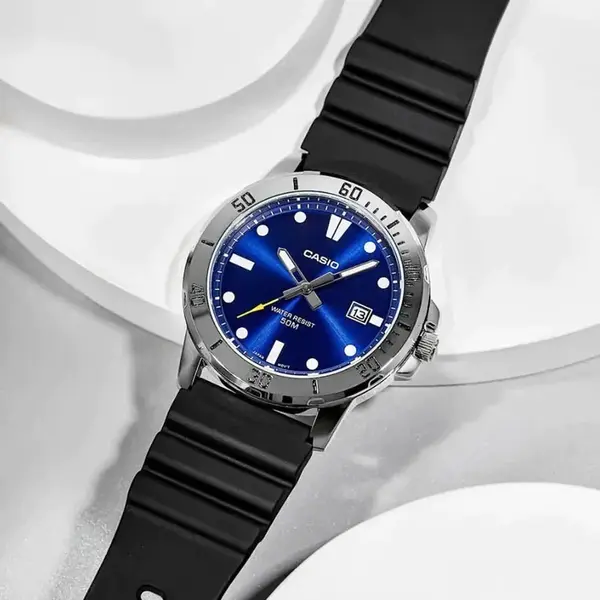 CASIO MTP-VD01-5EVUDF Enticer Stainless Steel Case Luminescent Men's Sports Analog Watch – Dial Color: Blue, Strap Color: Black – View 4