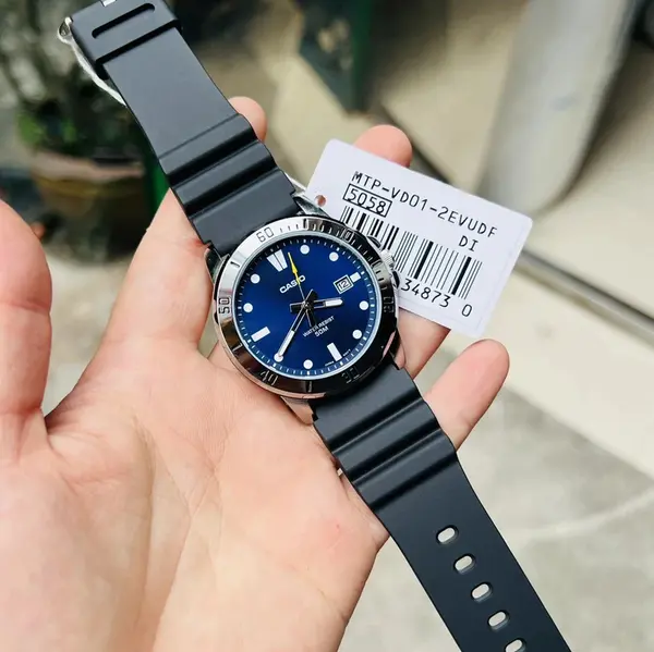 CASIO MTP-VD01-5EVUDF Enticer Stainless Steel Case Luminescent Men's Sports Analog Watch – Dial Color: Blue, Strap Color: Black – View 5