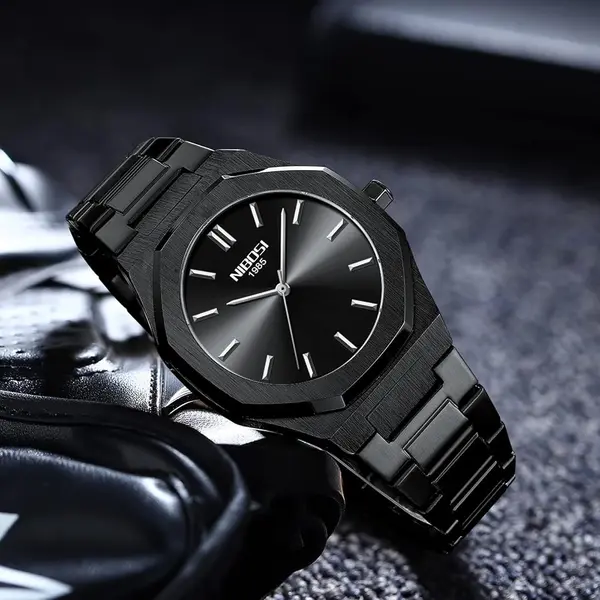 Nibosi 2520 Polygon Waterproof & Stainless Steel Strap Men's Watch – Dial Color: Blue, Strap Color: Silver – View 3