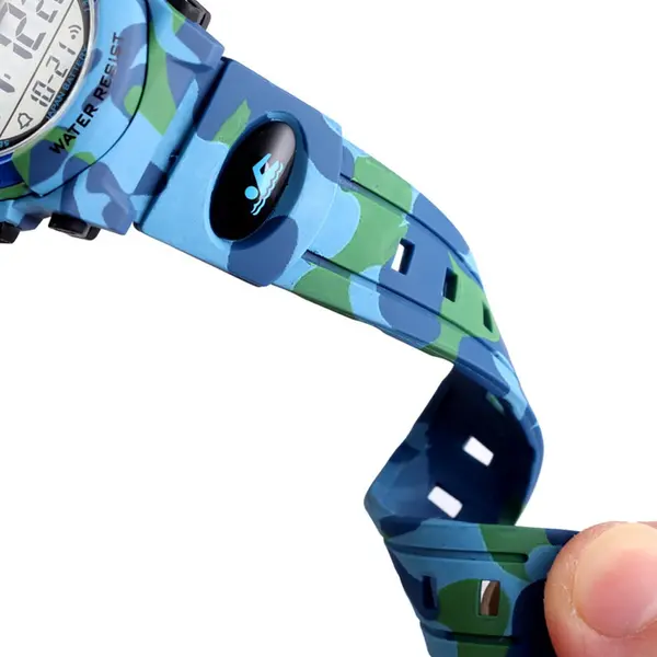 SKMEI 1547 Multifunctional Silicon Strap camouflage Digital Men's Watch – Dial Color: White, Strap Color: Black – View 3