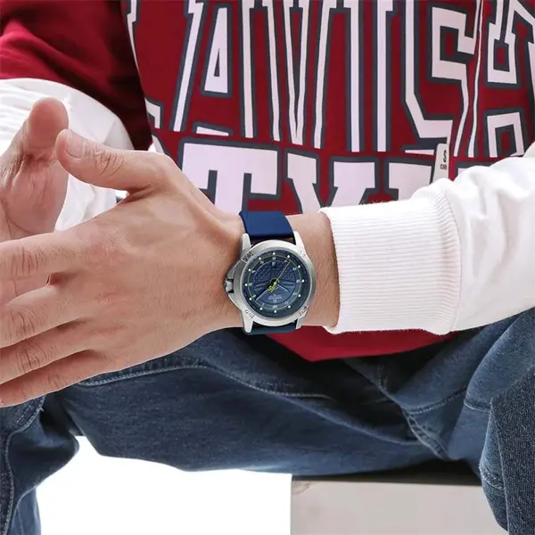 Naviforce NF8031 Lightweight Comfortable Silicone Band Simple Sports Men's Watch – Dial Color: Blue, Strap Color: Blue – View 5