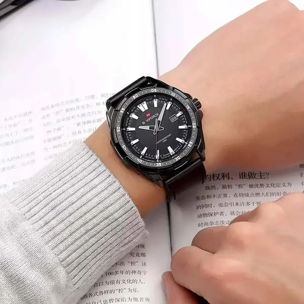 Naviforce NF9056 Comfortable Genuine Leather Strap Quartz Men' Fashion Watch  – Dial Color: Black, Strap Color: Black – View 5