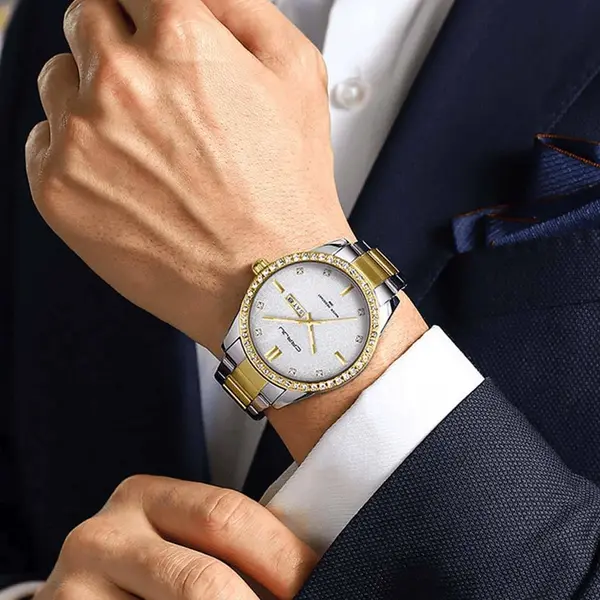 CRRJU 5008 Stainless Steel Quartz Function Classic Fashion Men's Watch – Dial Color: Silver, Strap Color: Gold  – View 4