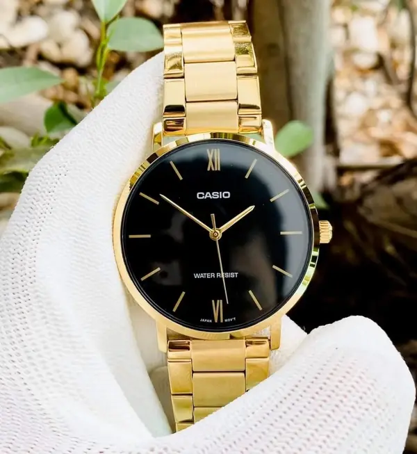 Casio MTP-VT01D-2BUDF Enticer Men's Analog Stainless Steel Chain Wristwatch – Dial Color: Black, Strap Color: Gold – View 6