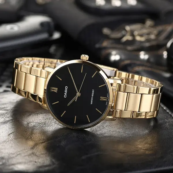 Casio MTP-VT01D-2BUDF Enticer Men's Analog Stainless Steel Chain Wristwatch – Dial Color: Black, Strap Color: Gold – View 3