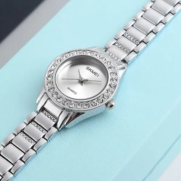 SKMEI 1262 Women Stainless Steel Strap Quartz Watch – Dial Color: Silver, Strap Color: Silver – View 3