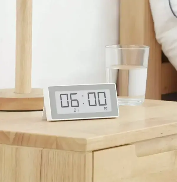 Xiaomi BT4.0 Smart Electric Digital Clock Thermometer  – View 2