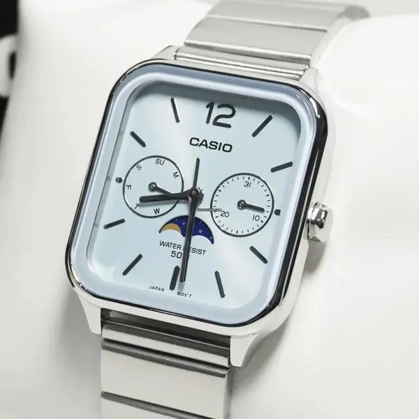 CASIO MTP-M305D-1AVDF Moon Chaser Silver Stainless Steel Chain Unisex Analog Watch – Dial Color: Sky Blue, Strap Color: Silver – View 2