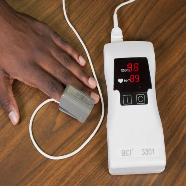 BCI 3301 HAND HELD PULSE OXIMETER With Spo2 Finger Clip – View 3