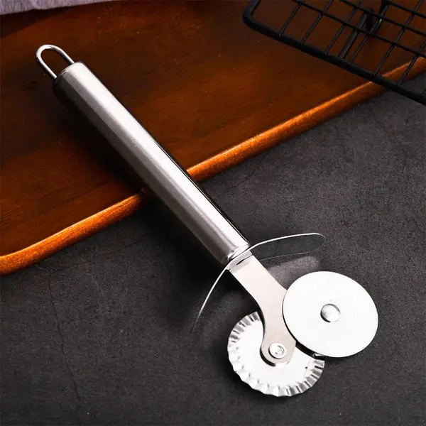 Double Wheel Interpolator SS Handled Pizza Cutter & Slicer – View 3