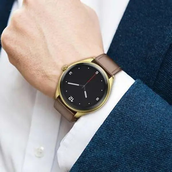 Hoco Y22 AMOLED Bluetooth Calling Smart Watch – Color: Gold – View 3