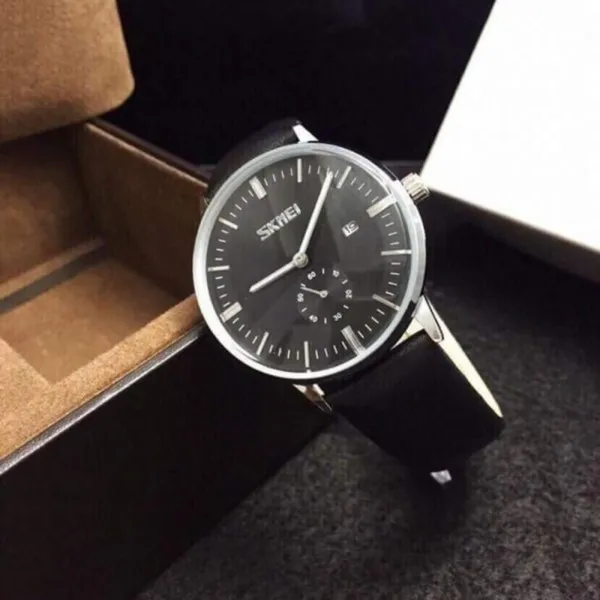 SKMEI 9083 Analog PU Leather Strap Quartz Men's Watch – Dial Color: Black, Strap Color: Black – View 3