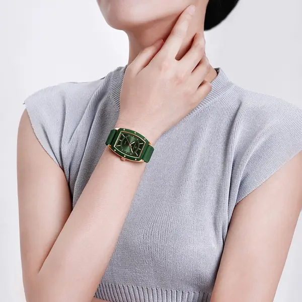 NAVIFORCE NF5049 Movement Fashion Barrel-Shaped Women’s Watch – Dial Color: Green, Strap Color: Green  – View 3