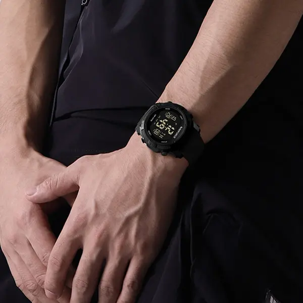 NAVIFORCE NF7104 Luminous Silicone Digital Acrylic Men's Watch  – Dial Color: Black, Strap Color: Black – View 5