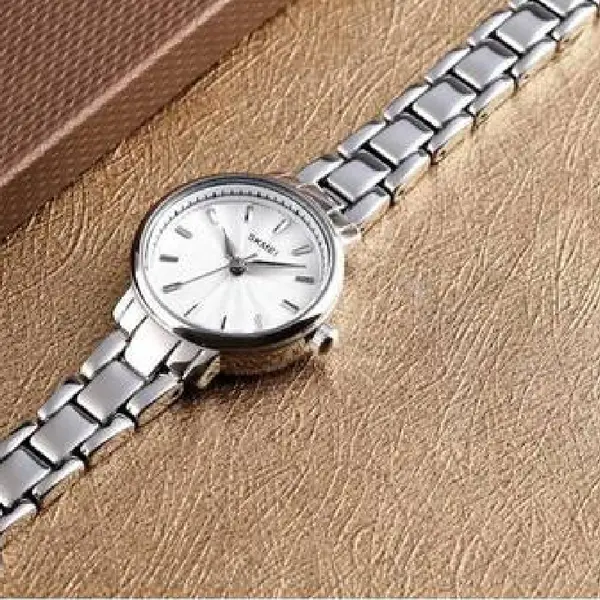 SKMEI 1410 Elegant Quartz Stainless Steel Women's Watch – Dial Color: White, Strap Color: Silver – View 5
