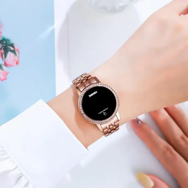 SKMEI 1669 Stainless Steel Analog Quartz Luxury Women's Watch – Dial Color: Black, Strap Color: Rose – View 3