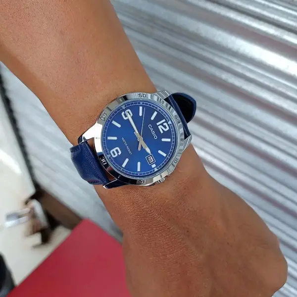 CASIO MTP-V004L-1BUDF Classic Leather Strap Stainless Steel Men's Analog Quartz Watch – Dial Color: Blue, Strap Color: Blue – View 9