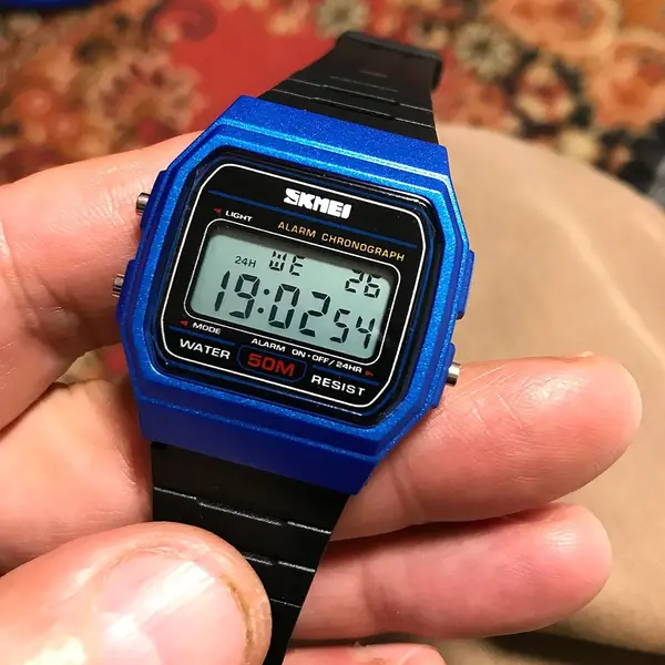 SKMEI 1412 Digital Comfortable Silicone Strap Casual Men's Watch  – Dial Color: White, Strap Color: Blue – View 3