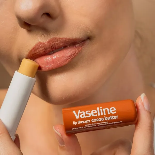 Vaseline Lip Care Cocoa Butter Lip Balm Stick 4.8 g – View 3
