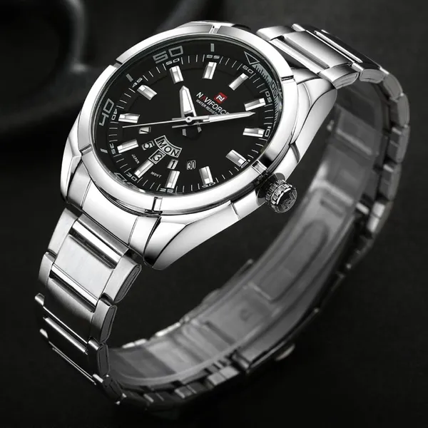 Naviforce NF9038 Luxury Quartz Stailness Steel Men's Watch – Dial Color: Black, Strap Color: Silver – View 3
