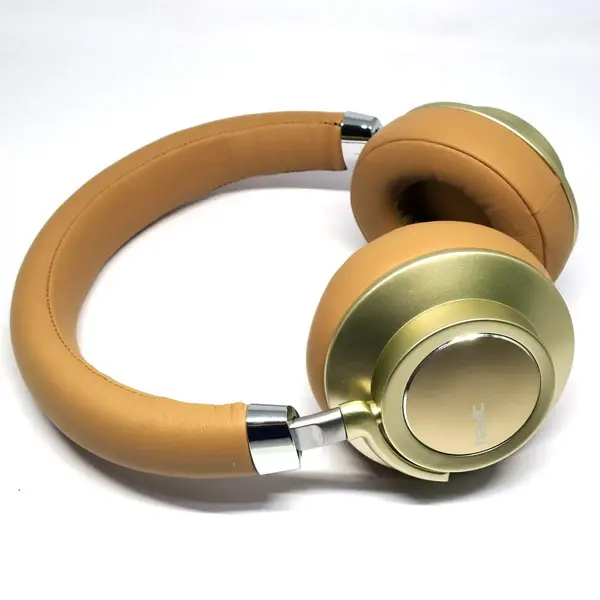 Havit F9 Ultra Comfortable Frosted Wireless Headphone – Color: Gold – View 2