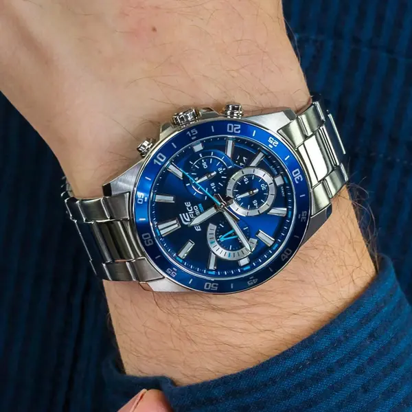 Casio EFV-570D-1AVUDF Edifice Stainless Steel Water Resistant Chronograph Analogue Men's Watch – Dial Color: Blue, Strap Color: Silver – View 3