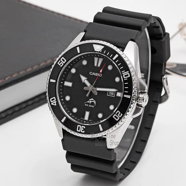 Casio MDV106B-1A1VCF Duro Submariner Marlin Anti-reverse Bezel Chronograph Diver's Quartz Watch – Dial Color: Black, Strap Color: Black – View 2