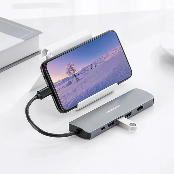 Yuanxin X-32038 8-in-1 Multifunctional Type-C Hub – View 3