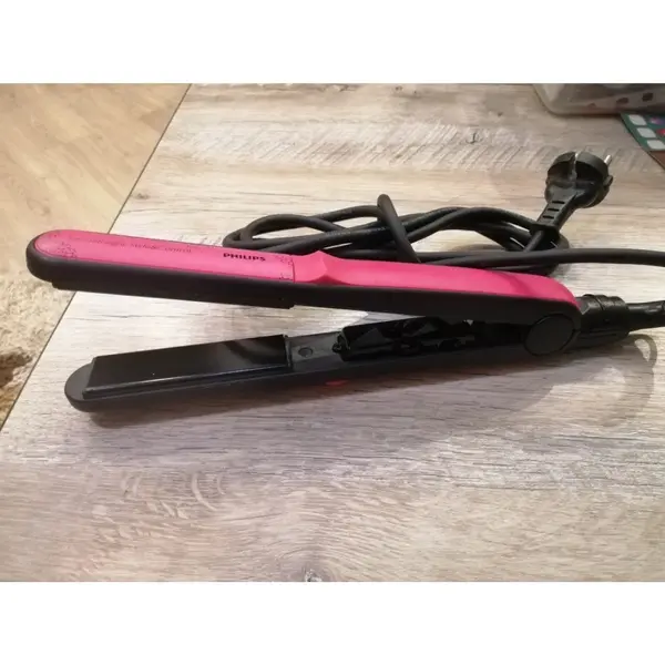 Philips HP4686 Salon Styler and Hair Straightener – View 3