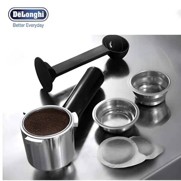 De’Longhi EC685 Dedica Manual Espresso Coffee Maker – View 3