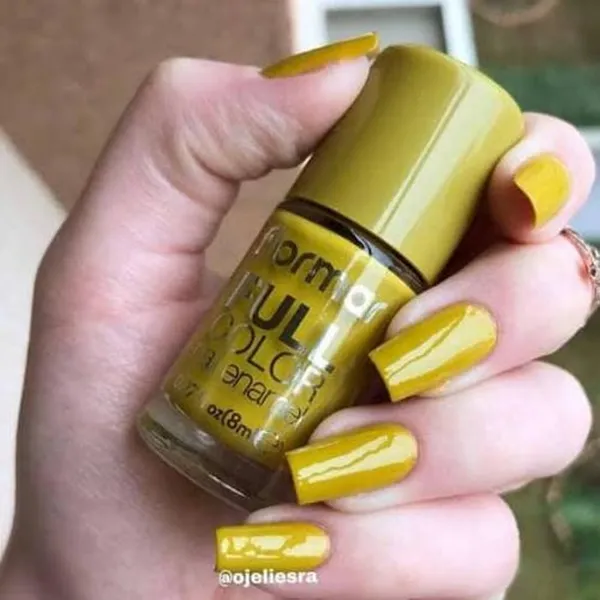 Flormar Full Color Nail Enamel FC22 Grass Juice Nail Polish – View 3