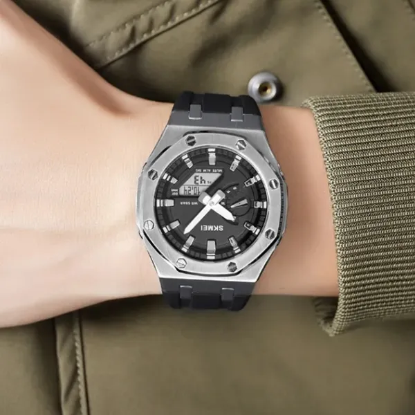 SKMEI 2243 Silicone Quartz Sports Men's Watch – Dial Color: Silver, Strap Color: Black – View 4