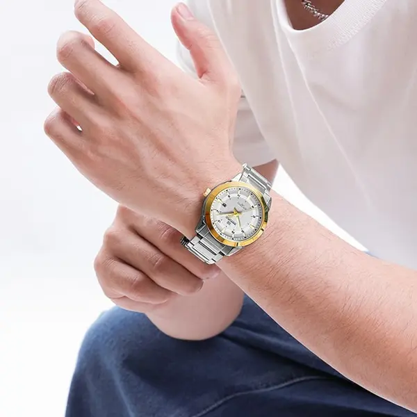 Naviforce NF8029 Luxury Stainless Steel Quartz Analog Men's Watch – Dial Color: White Gold, Strap Color: Silver – View 4