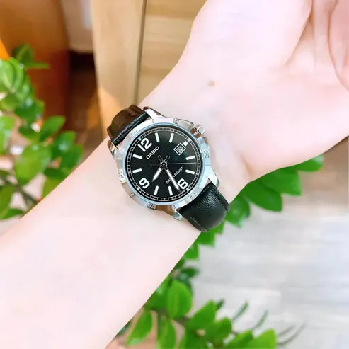 CASIO LTP-V004L-1BUDF Classic Leather Strap Stainless Steel Women's Analog Quartz Watch – Dial Color: Black, Strap Color: Black – View 5