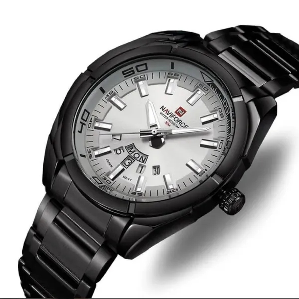 Naviforce NF9038 Luxury Quartz Stailness Steel Men's Watch – Dial Color: Silver, Strap Color: Black – View 2