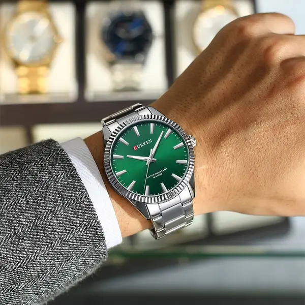 Curren 8425 Luxury Stainless Steel Waterproof Men's Watch – Dial Color: Green, Strap Color: Silver – View 5