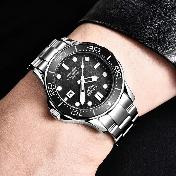 LIGE 8936 Analog Stainless Steel Waterproof Luxury Men's Watch – Dial Color: Black, Strap Color: Silver – View 4