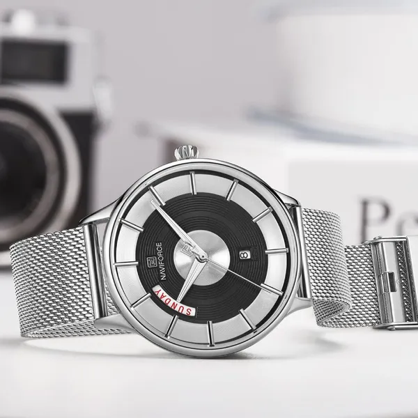 Naviforce NF3007 Luxury Stainless Steel Sports Men's Watch – Dial Color: Black, Strap Color: Silver – View 3