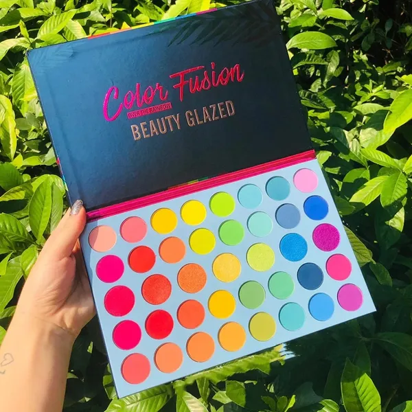 Beauty Glazed Color Fusion Waterproof Eyeshadow Palette – View 5